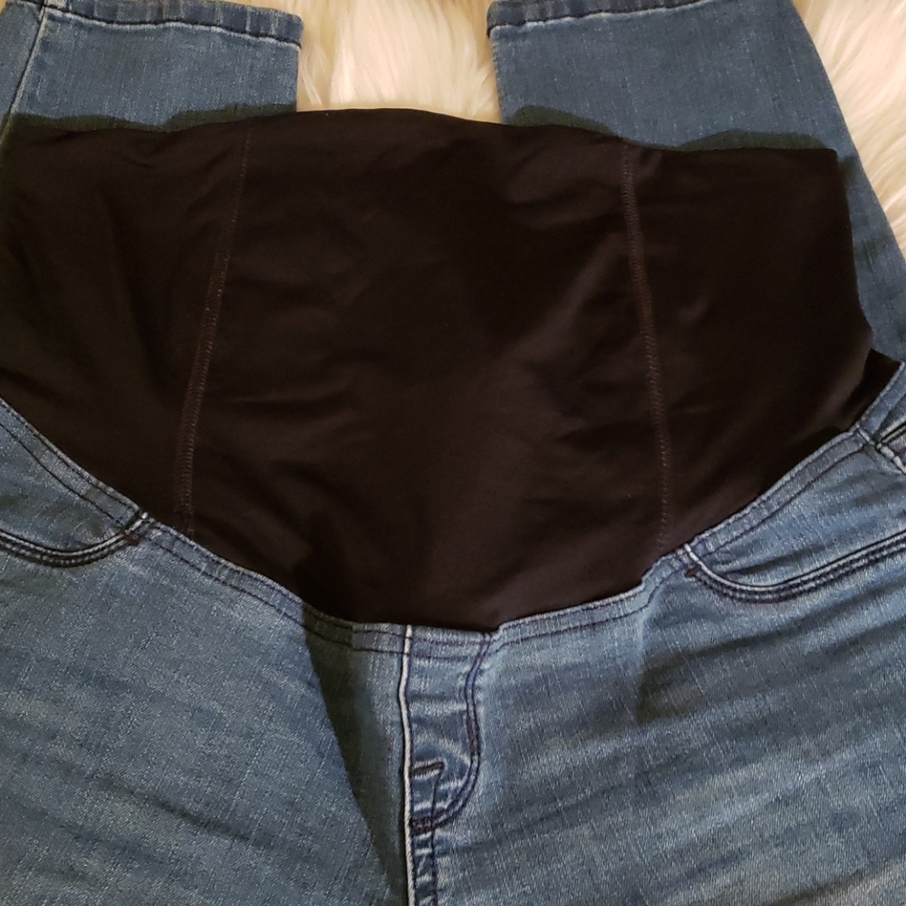 Maternity Jeans - Picture 2 of 7